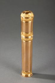 GOLD CASE FOR WAX.<br/>
LOUIS XV PERIOD.