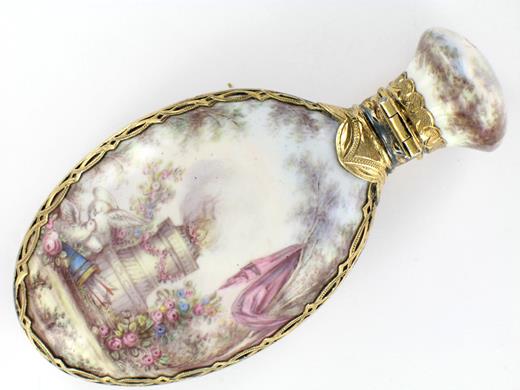 SILVER-GILT AND ENAMEL FLASK.<br/>
LATE 19TH CENTURY WORK.<br/>