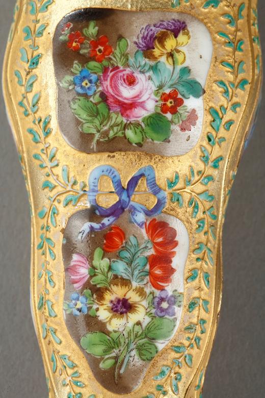 case, porcelaine, 18th, century, german, Meissen, flowers,