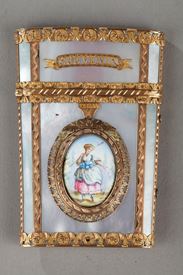 TABLET CASE IN GOLD WITH ENAMEL, MOTHER-OF-PEARL AND IVORY. 19th Century