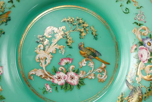 plate, service, table, opaline, crystal, glass, Baccarat, Saint-Louis, Restoration, XIX, period, flowers, floral, birds, nature, Jean-François Robert