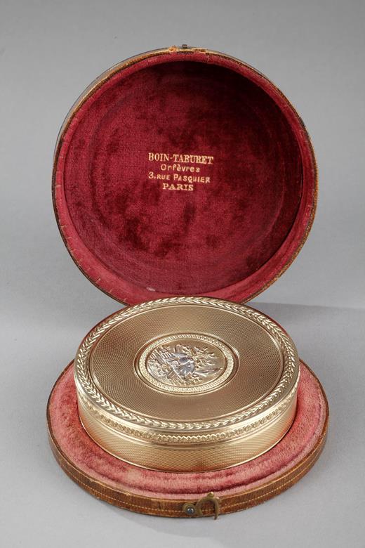 bonbonniere, vermeil, ronde, Boin Taburet, leather case, Louis XVI, 19th century
