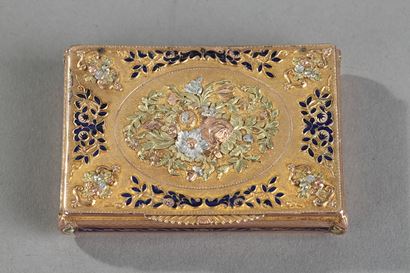 Early 19th gold and enamel box. Swiss work