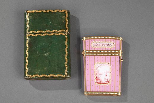 GOLD, ENAMEL, AND IVORY TABLET CASE.<br/>
18TH CENTURY SWISS CRAFTSMANSHIP.