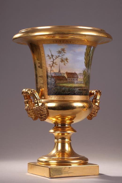 Porcelain of Paris, gold, Feuillet, Medicis vases