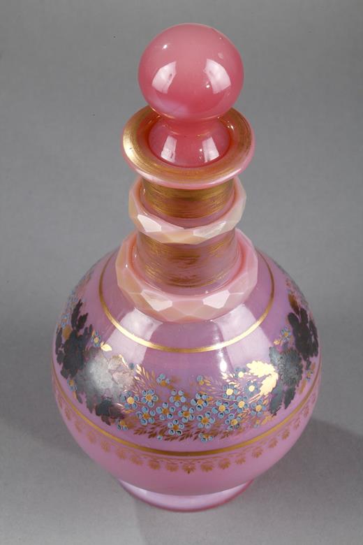 opaline, pink, opal, crystal, jug, bottle, 19th century, Restauration, French, Desvignes, Saint-Louis, Baccarat