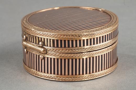  Louis XVI tortoishell composite material gold  box