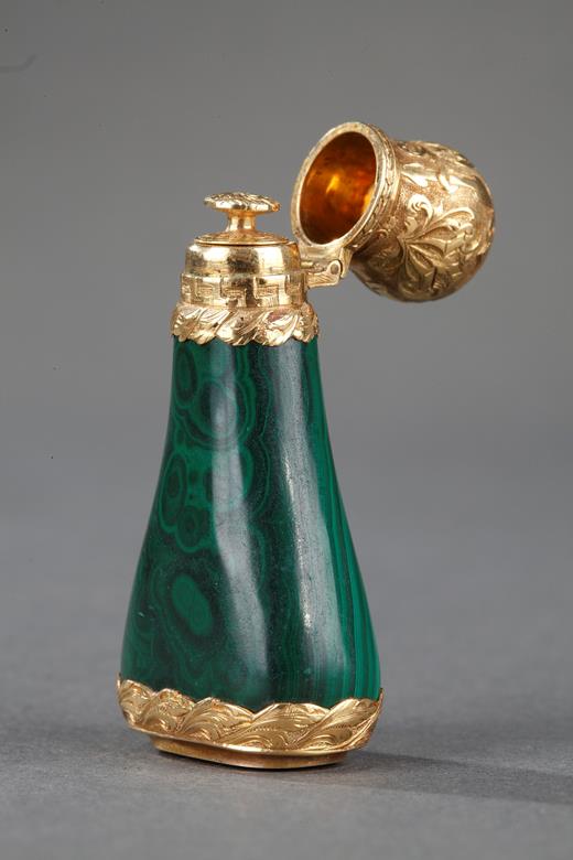 malachite, flask, perfume bottle, gold, 19th century, russia