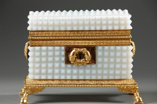opaline, jewellery box, French Restauration, 
