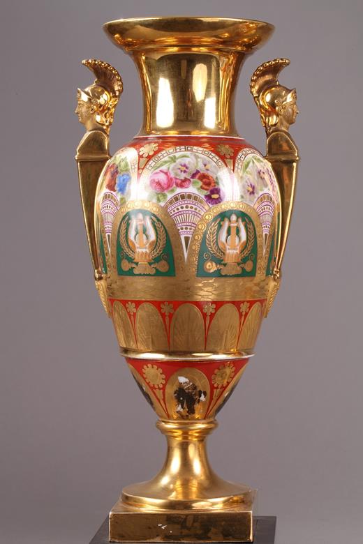 porcelain, vases, pair, gilded, red, green, antique, Paris, 19th, Century, French Restauration