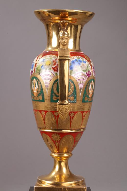 porcelain, vases, pair, gilded, red, green, antique, Paris, 19th, Century, French Restauration
