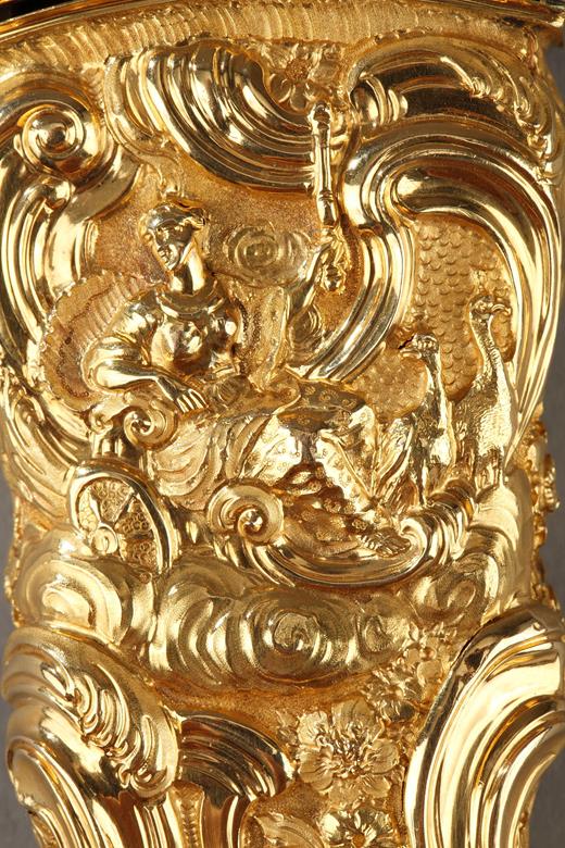 gold, case, rocaille, George III, 18th, century, Ceres, knife, chatelaine