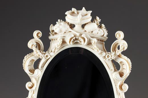 miroir, ivoiry, carved, Dieppe, France, Renaissance, Revival, Napoléon III, oval, theater, latin, greek, comic, mask, music, children, 19th 