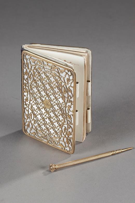 case, mother-of-pearl, gilt, Tahan, carnet de bal, mid-19th century, neogotic style