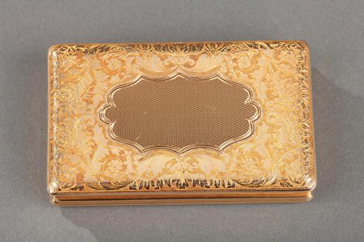 Gold, rectangular, Tronquoy, Restauration, 19th, century, engine-turned, flowers, scrolls