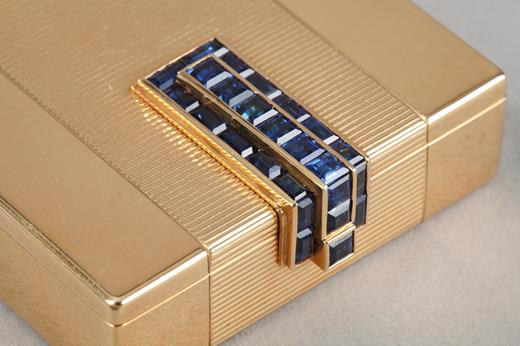 Gold, saphires, vanity case, Cartier, Paris, Art Deco, 20th, century, lipstick holder, powder case.