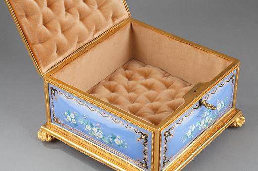 jewwellery box in enamel of Bresse lily of the valley Napoleon III