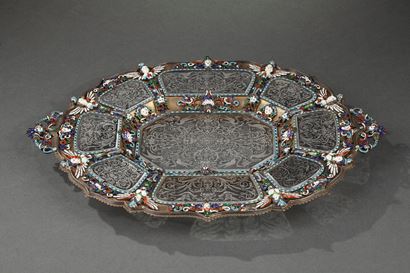 Plat en cristal de roche, vermeil. Karl Rössler.<br>Circa 1890, Vienne. 