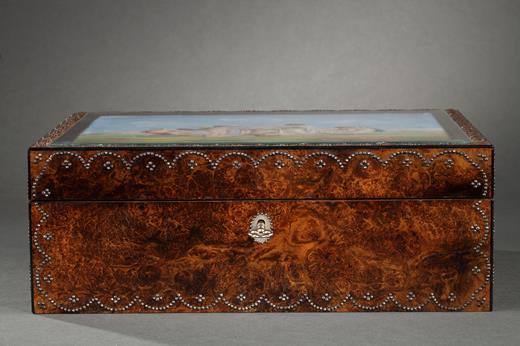 Casket sewing-set with Cupid painting