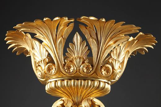 cup, dolphin, sailor, Restoration, period, Charles X, Louis-Philippe, bronze, gilt, chased, vase, table, centre, XIX