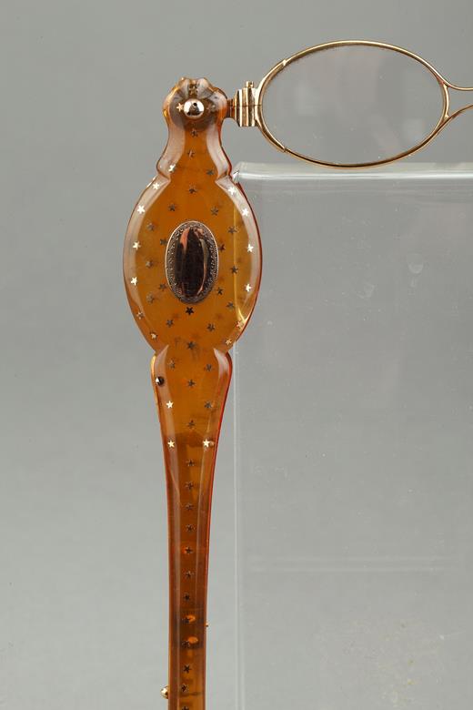 gold and tortoiseshell face-à-main with gold stars,19th century