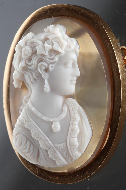 brooch, gold, cameo, agate, woman, Victorian, Napoleon III, 19th, century, jewellel, jewwellery