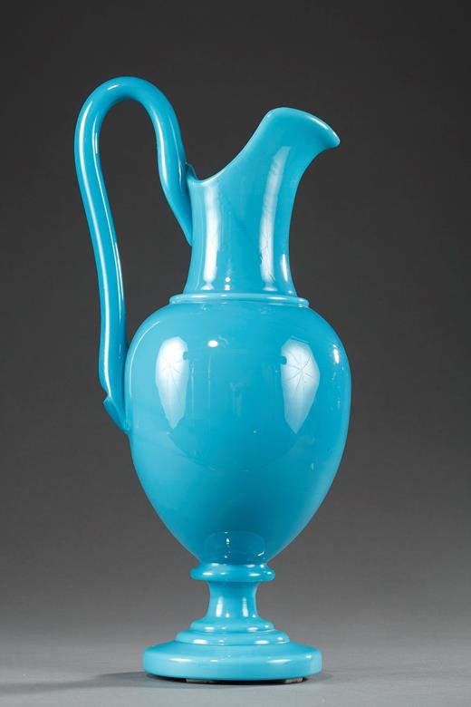 blue opaline ewer first 19th century, Baccarat
