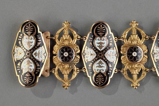 restoration enamel and pompone bracelet 19 century