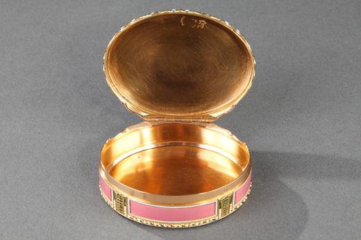 box, gold, snuff-bos, 18th century, miniature, portrait, ivory, Hanau, enamel