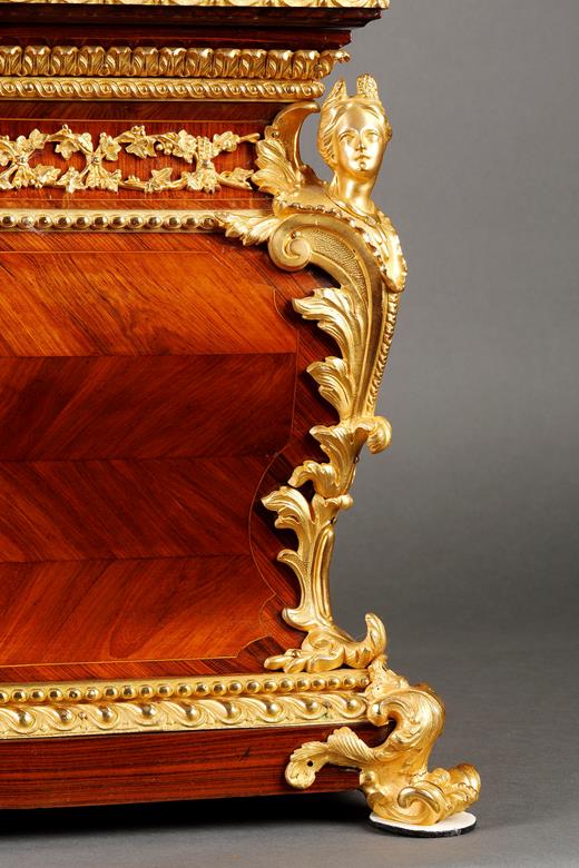 casket, box, coffer, chest, rosewood, bronze, espagnolette, silk, porcelain,Sèvres, Eugénie, Victoria, 19th century , gilt, 