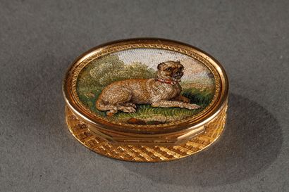 Vinaigrette en or et micro-mosaïque. Début du XIXème siècle. <br> Atelier Antonio Aguatti.