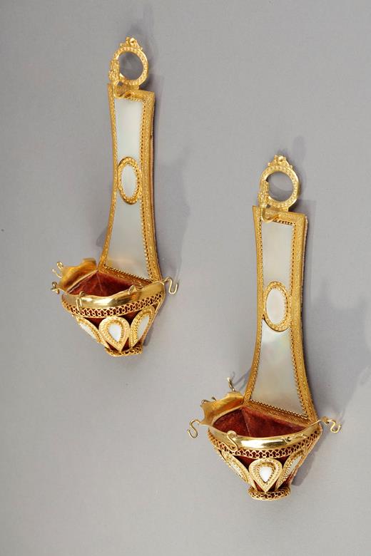  Ring holders  Chatrles X  mother-of-pearl  gilt bronze, Palais Royal 