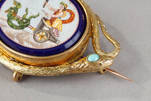 A  micromosaique brooch and mount in pomponne late 18 century
