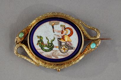 A  micromosaic brooch , early 19 th century