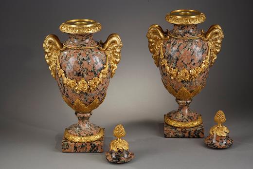 Pair of vases, pink granite, Louis XVI, Louis 16, 19th century, ormolu, napoleon 3, cassolettes