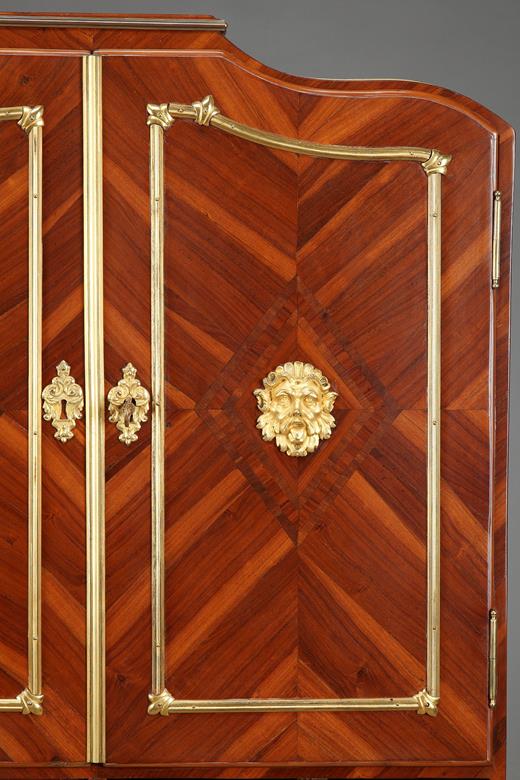 Louis XVI  cabinet wooden veneer Versailles