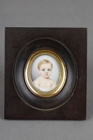 Miniature sur ivoire. Portrait d'un enfant.<br> XIXème siècle.