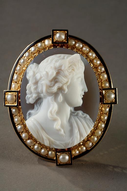 agate and gold cameo, Napoleon 3, 19th century broch