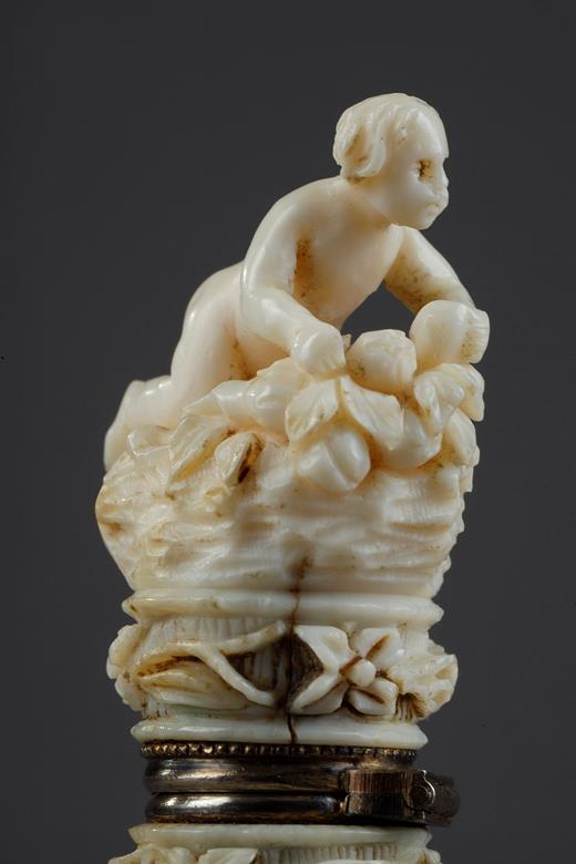  ivory and crystal flask, 19 century Dieppe ivory,  crystal perfume bottle, salt bottle, scent bottle