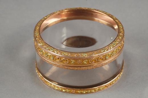 bonbonniere, gold crystal round box, 18th century