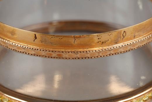 bonbonniere, gold crystal round box, 18th century
