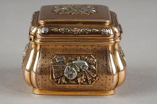 gold box for pills nineteen century