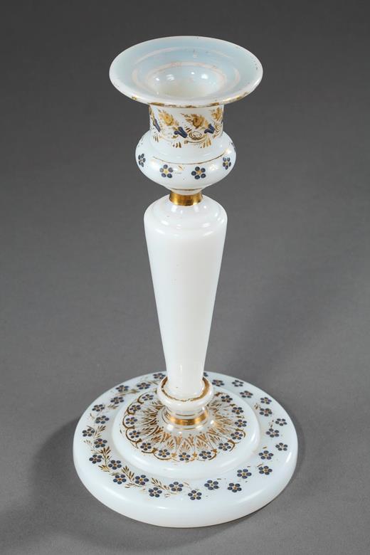 White opaline crystal candelstick.
Restauration Period.
