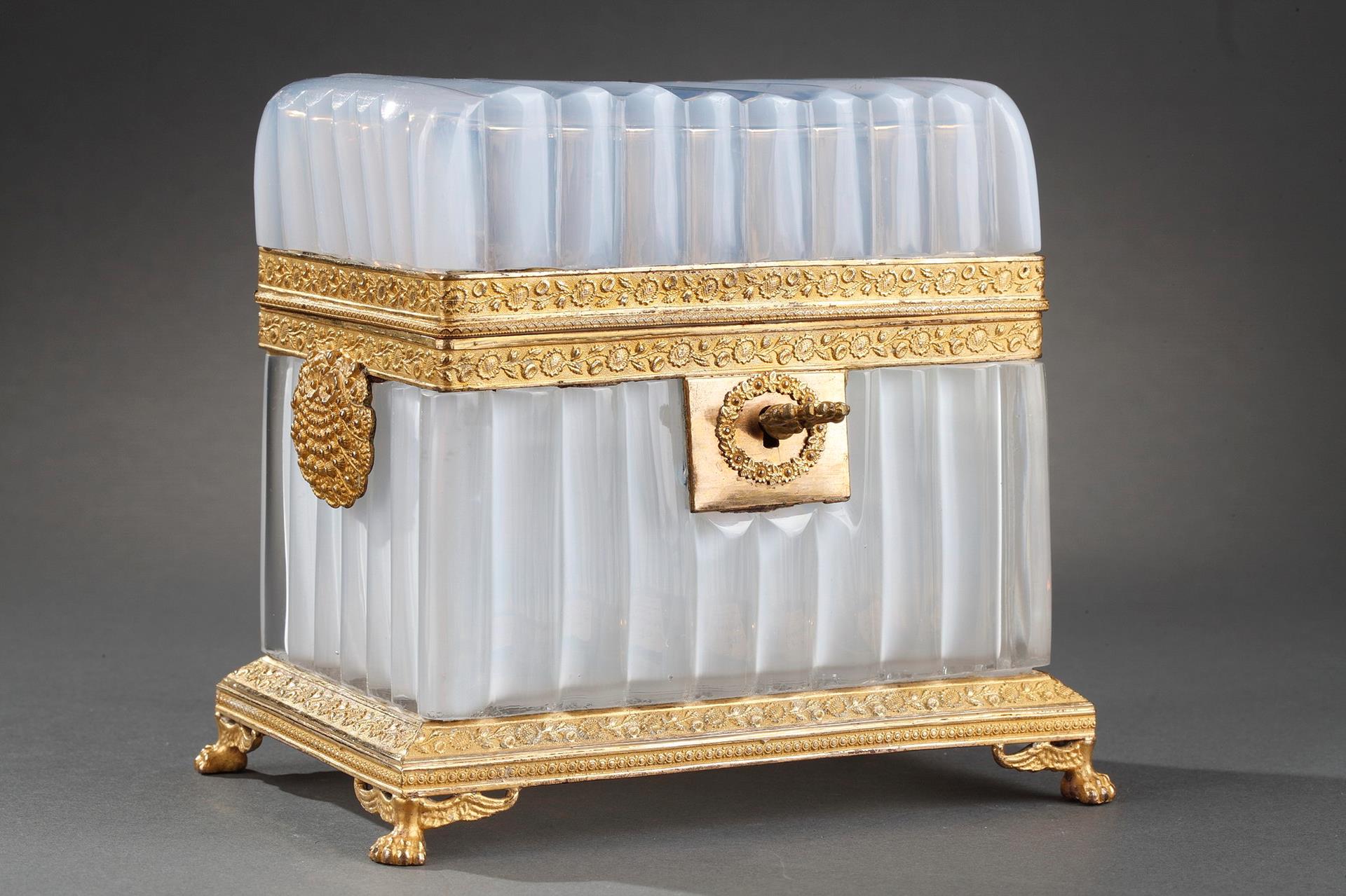 oplaine, white, casket, ormolu, gilded, Charles X, Restauration, 19th Century