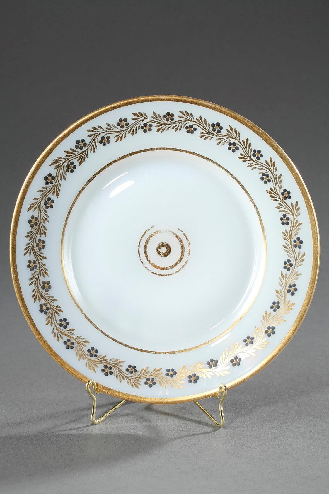Charles X white opaline plate by Jean-Baptiste Desvignes.