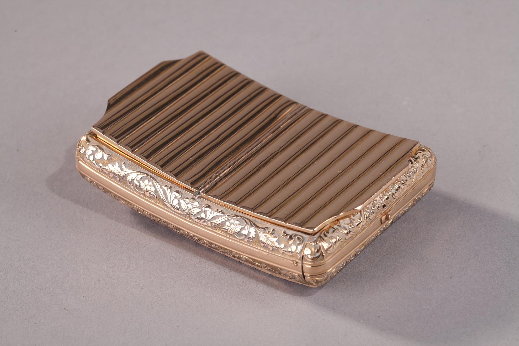 A GOLD MUSICAL SNUFF BOX, ALEXANDRE MAGNIN.<br>
GENEVA, CIRCA 1825